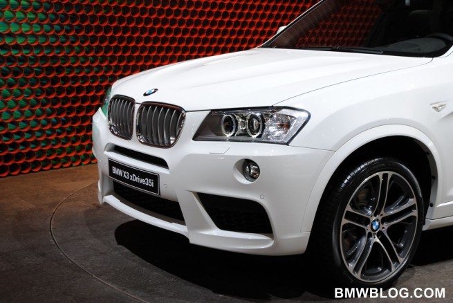2011-bmw-x3-m-package-28
