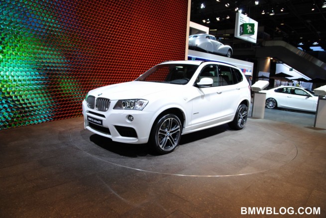 2011-bmw-x3-m-package-29