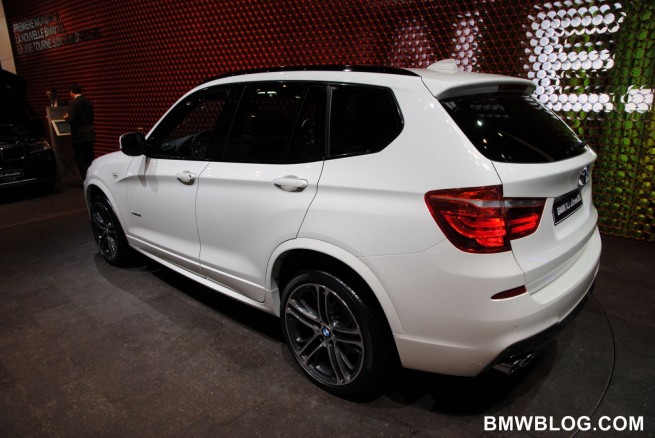 2011-bmw-x3-m-package-38