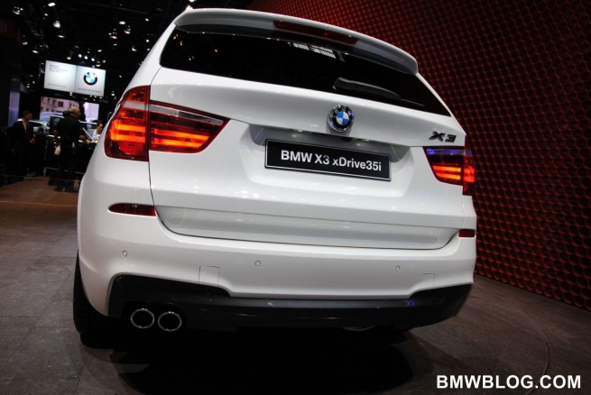 2011-bmw-x3-m-package-40