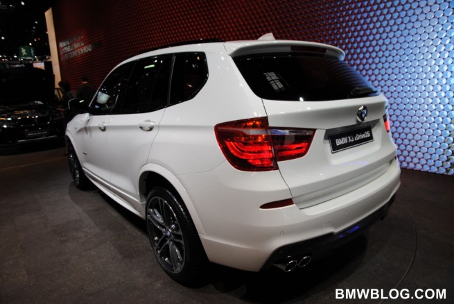 2011-bmw-x3-m-package-42