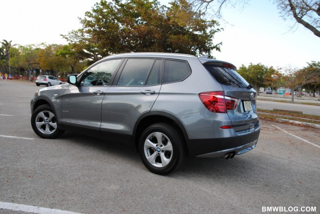 2011- bmw-x3-xdrive28i-02