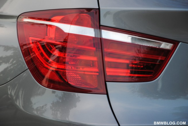 2011- bmw-x3-xdrive28i-06