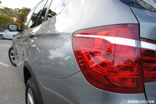 2011- bmw-x3-xdrive28i-12