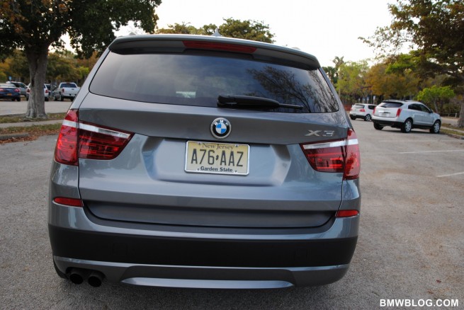 2011- bmw-x3-xdrive28i-19