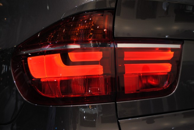 2011-bmw-x5-lci-geneva-1