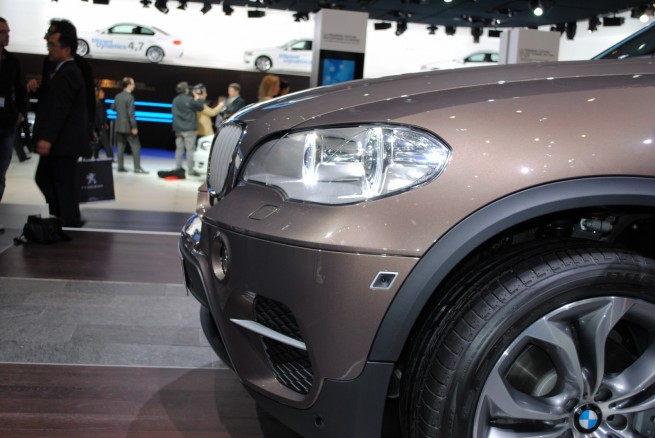 2011-bmw-x5-lci-geneva-11