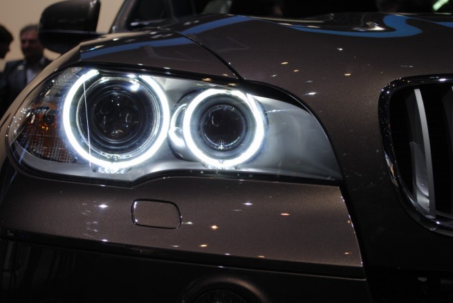 2011-bmw-x5-lci-geneva-16