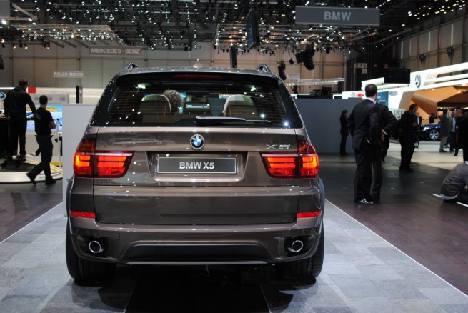 2011-bmw-x5-lci-geneva-28