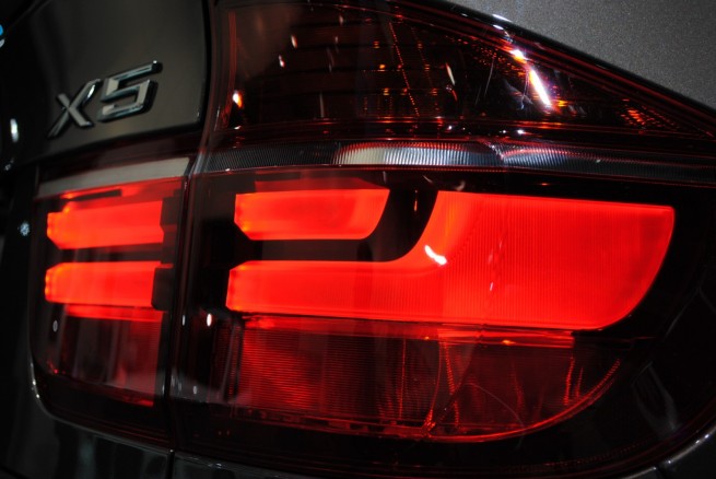 2011-bmw-x5-lci-geneva-36