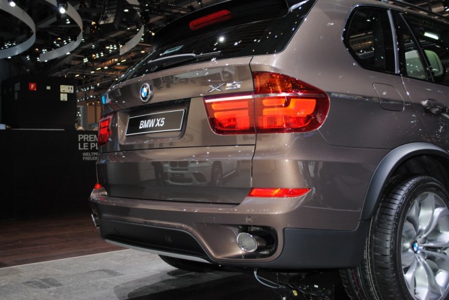 2011-bmw-x5-lci-geneva-38