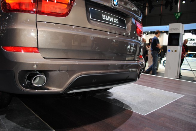 2011-bmw-x5-lci-geneva-42