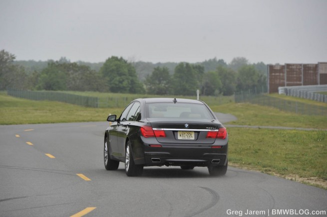 2011-bmw740i-review-1