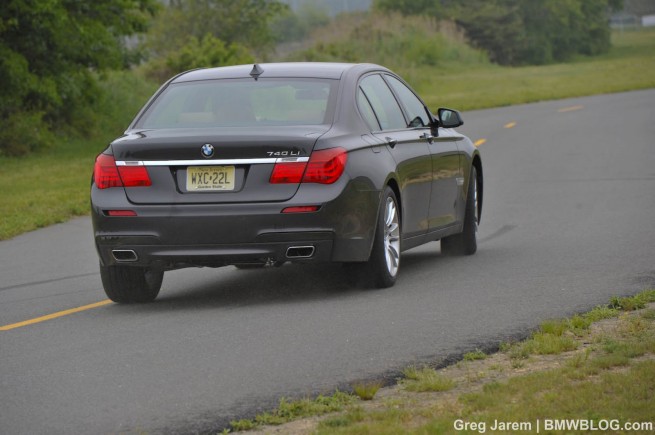2011-bmw740i-review-5