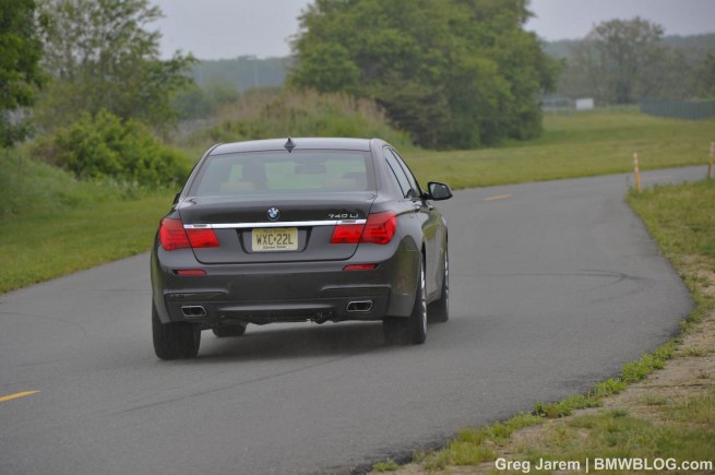 2011-bmw740i-review-7