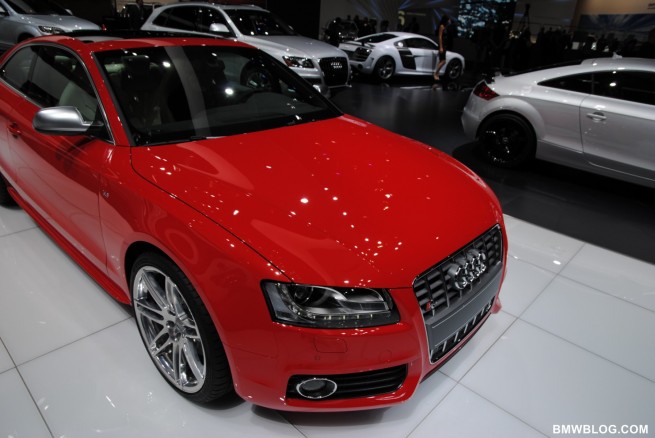 2011-detroit-auto-show-photos-11