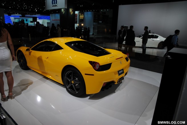 2011-detroit-auto-show-photos-14