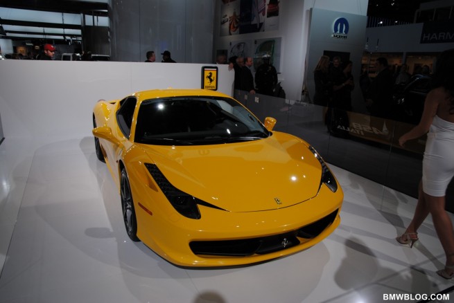 2011-detroit-auto-show-photos-17