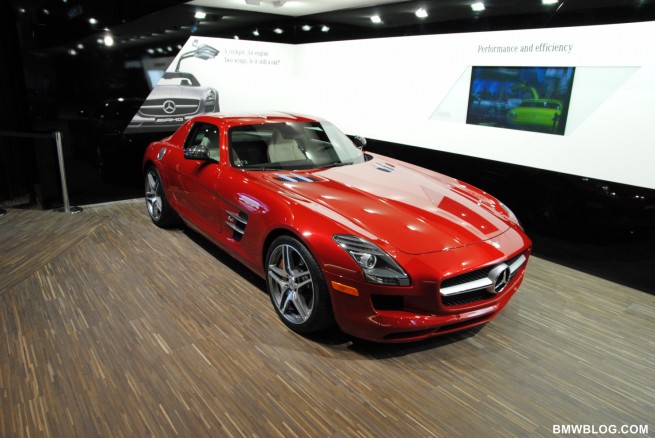 2011-detroit-auto-show-photos-22