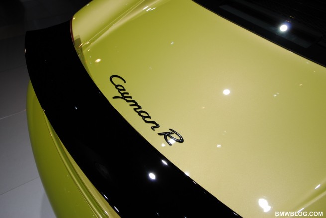 2011-detroit-auto-show-photos-42