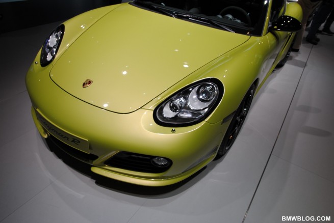2011-detroit-auto-show-photos-45