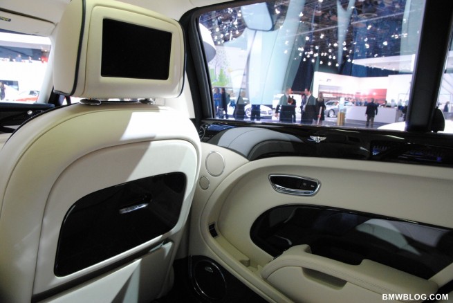 2011-detroit-auto-show-photos-5