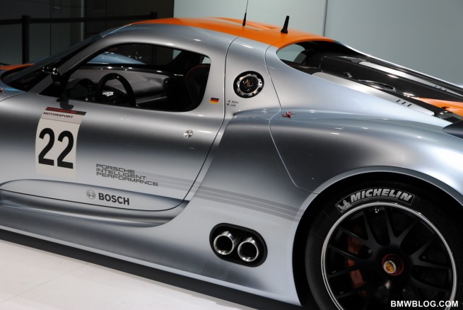 2011-detroit-auto-show-photos-58