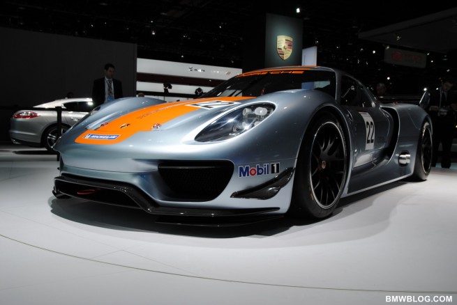 2011-detroit-auto-show-photos-79