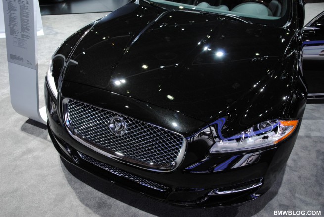 2011-detroit-auto-show-photos-84
