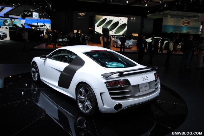 2011-detroit-auto-show-photos-9