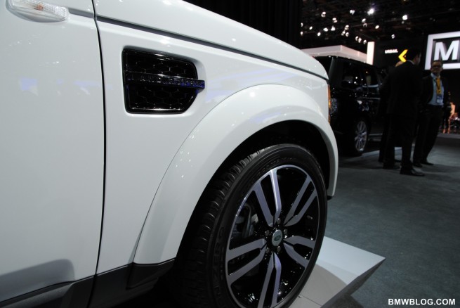 2011-detroit-auto-show-photos-91