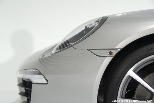 2011-los-angeles-auto-show-07