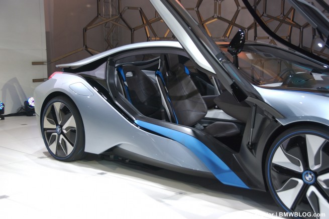2011-los-angeles-auto-show-35