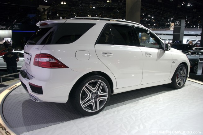 2011-los-angeles-auto-show-42