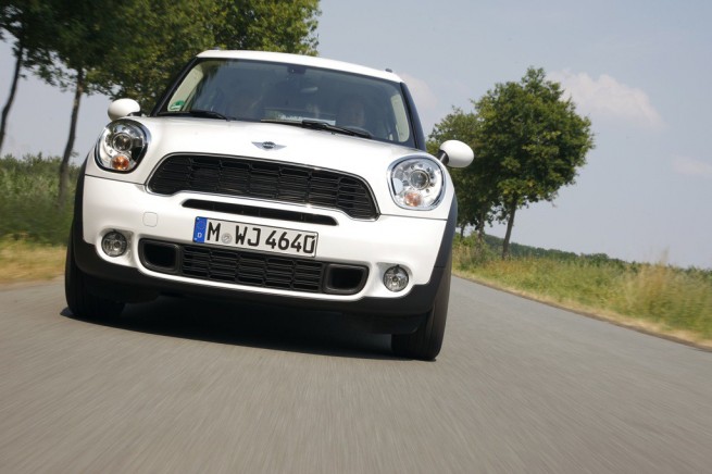2011-mini-countryman-cooper-s-15
