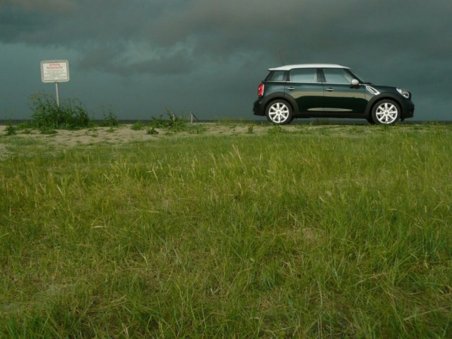 2011-mini-countryman-cooper-s-20