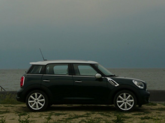 2011-mini-countryman-cooper-s-28