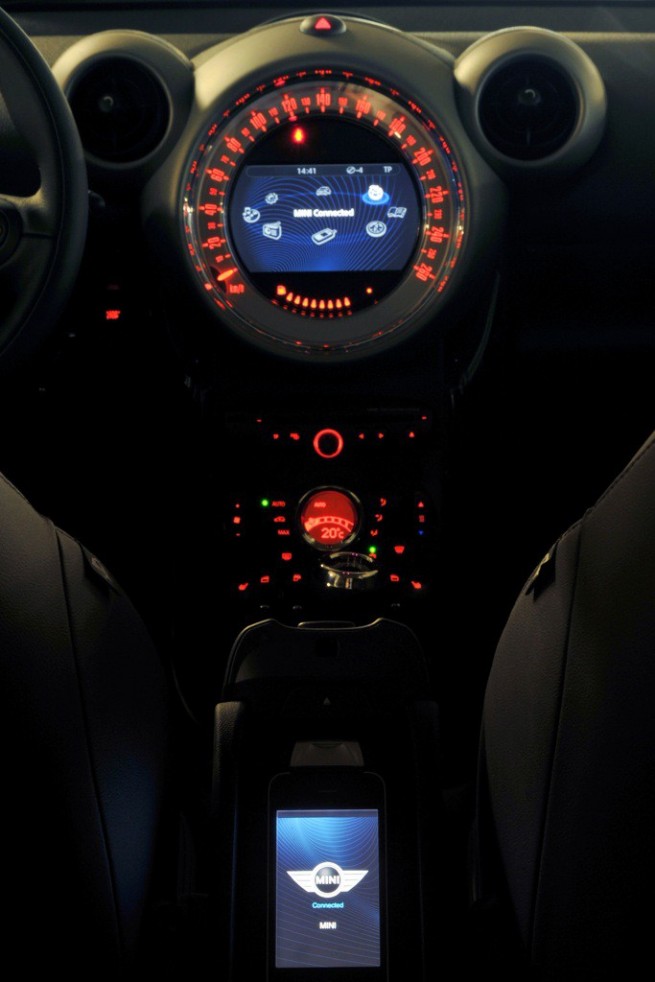 2011-mini-countryman-cooper-s-35