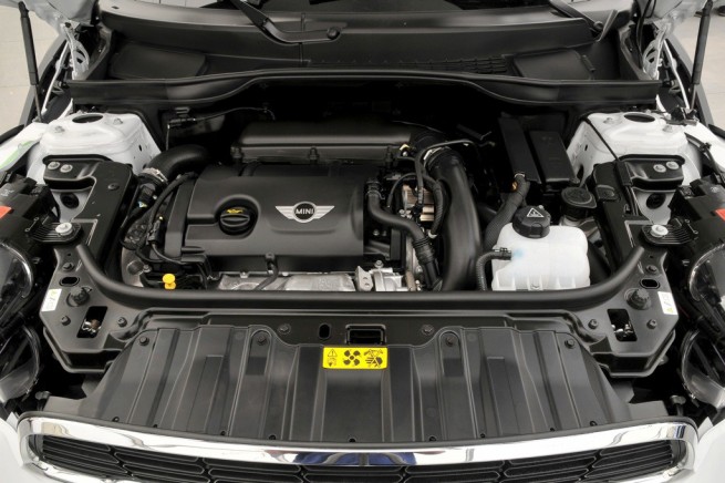 2011-mini-countryman-cooper-s-37