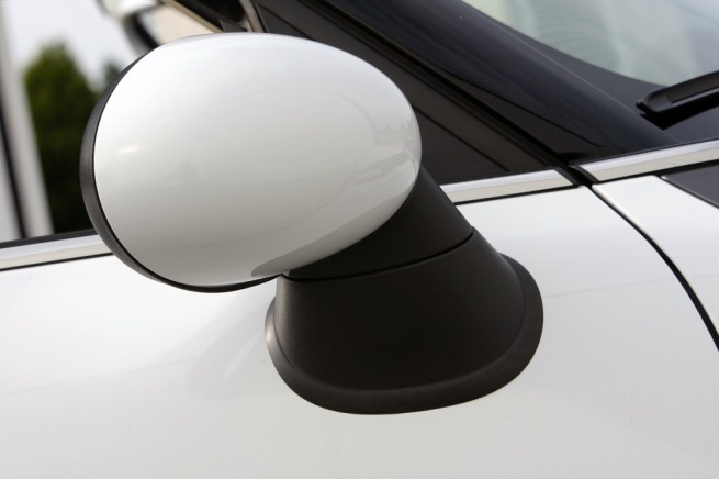 2011-mini-countryman-cooper-s-46