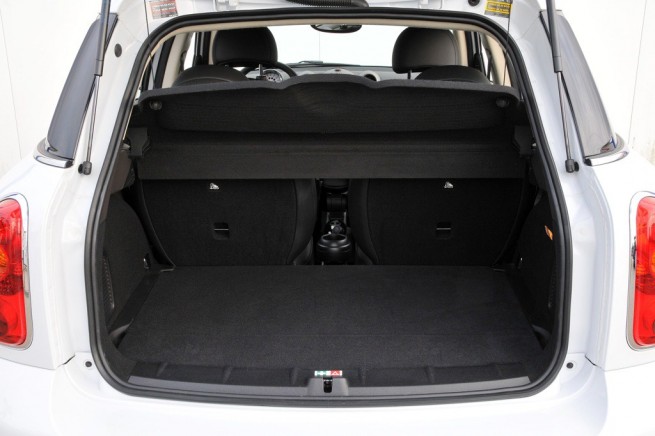 2011-mini-countryman-cooper-s-54