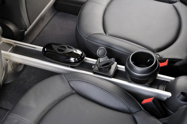 2011-mini-countryman-cooper-s-59