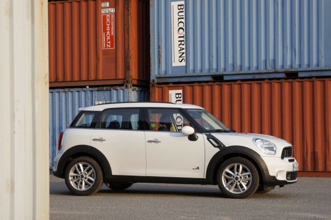 2011-mini-countryman-cooper-s-87