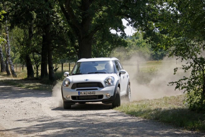 2011-mini-countryman-cooper-s-9