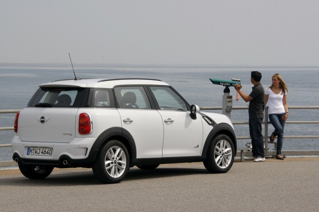 2011-mini-countryman-cooper-s-94