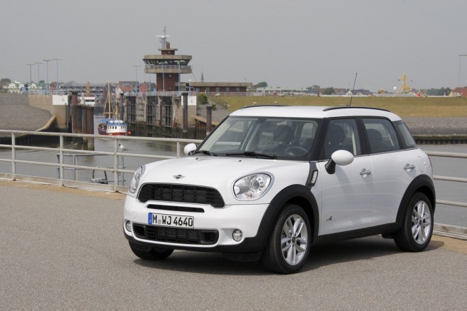 2011-mini-countryman-cooper-s-96