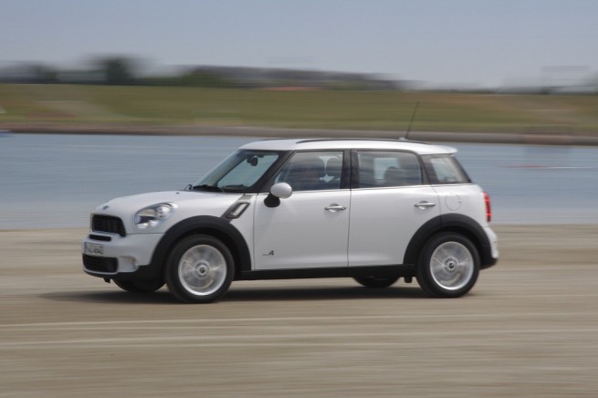 2011-mini-countryman-cooper-s-98