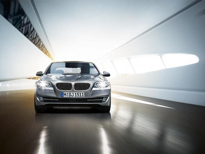2011_bmw_5-series__13_