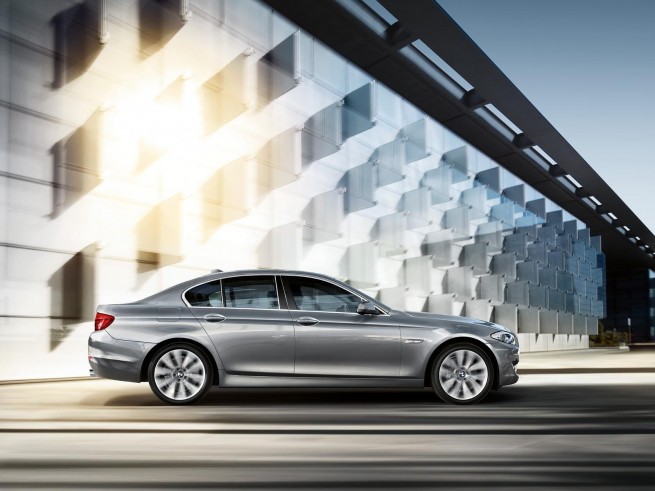 2011_bmw_5-series__2_