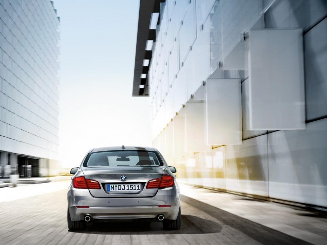 2011_bmw_5-series__5_